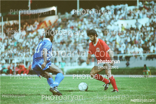 بازیکنان دهه های مختلف فوتبال ایران 1-مجتبی محرمی,