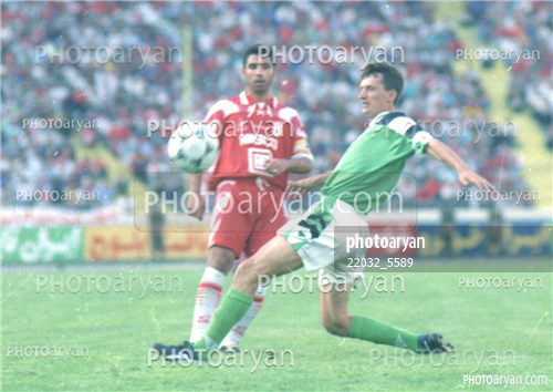 بازیکنان دهه های مختلف فوتبال ایران 7-مجتبی محرمی,