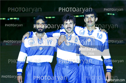 بازیکنان دهه های مختلف فوتبال ایران 10-محمد نوری,جواد زرینچه,نا مشخص,