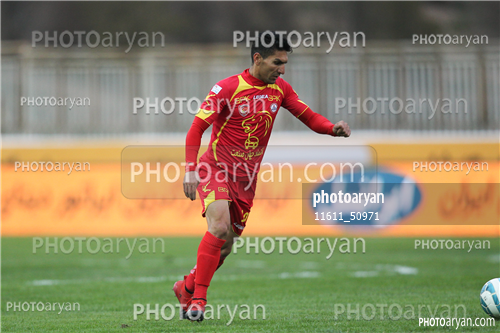 نفت تهران 0-پرسپولیس 2( 95/12/15)-اکبر صادقی,