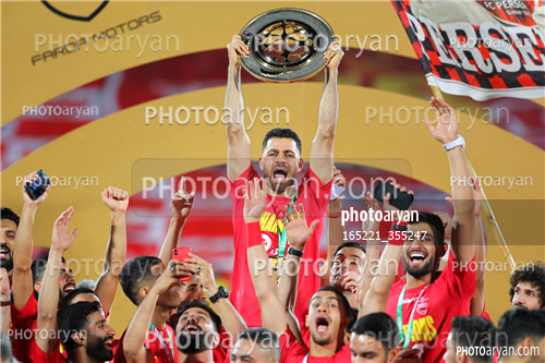 استقلال 1-پرسپولیس 2  (1402/03/10)-مرتضی پور علی گنجی, Vakhdat Khanonov وحدت هنانوف ,