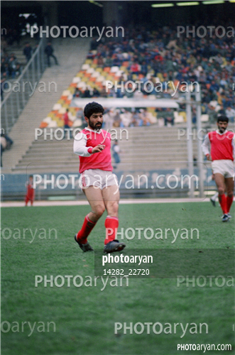 بازیکنان دهه های مختلف فوتبال ایران 1-محمد پنجعلی,