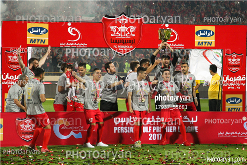 جشن قهرمانی تیم فوتبال پرسپولیس 96/01/30-علیرضا بیرانوند,محسن ربیع خواه,فرشاد احمدزاده,حمید طاهرخانی,
