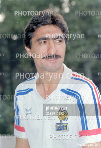 بازیکنان دهه های مختلف فوتبال ایران 7-ناصر محمدخانی,