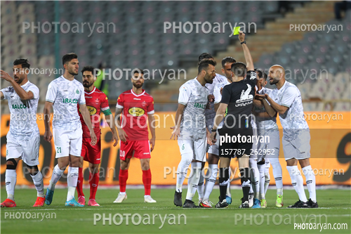 پرسپولیس 2- الومینیوم اراک  3 (1401/01/21)-محمودقاید رحمتی,امید عالیشاه,ميلاد سرلک چيوا,سید وحید کاظمی,مصطفی احمدی,رامتین سلیمان زاده,محمدرضا ازادی,