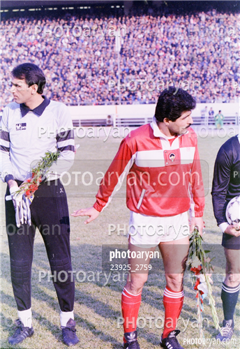 بازیکنان دهه های مختلف فوتبال ایران 10-محمد پنجعلی,بهروز سلطانی,