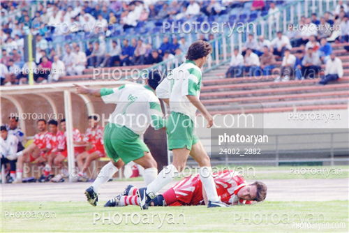 بازیکنان دهه های مختلف فوتبال ایران 10-ادموند بزیک,