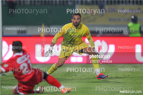پرسپولیس 0-استقلال  0  (1404/09/14)-