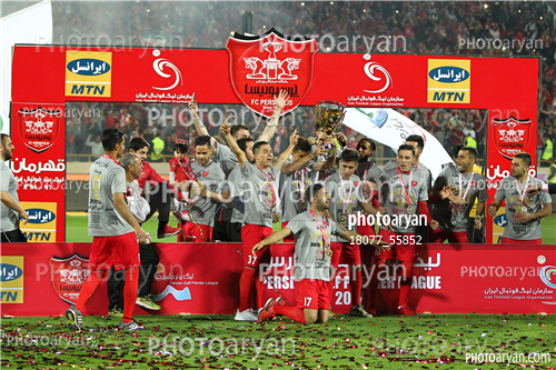 جشن قهرمانی تیم فوتبال پرسپولیس 96/01/30-صادق محرمی,سامان نریمان جهان,محسن ربیع خواه,فرشاد احمدزاده,حمید طاهرخانی,کمال کامیابی نیا,