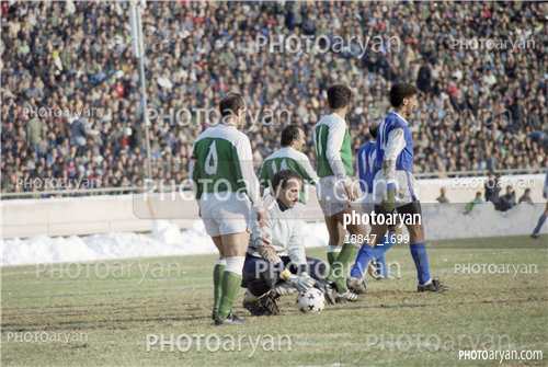 بازیکنان دهه های مختلف فوتبال ایران 3-عباس سرخاب,مهدی دینورزاده,