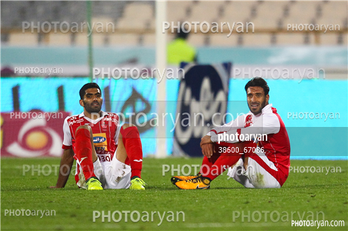 پرسپولیس 1(4)-صنعت نفت ابادان 1(5)  (96/09/28)-محمد انصاری,شجاع خلیل زاده,