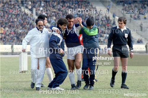 بازیکنان دهه های مختلف فوتبال ایران 8-حمیدروزبهانی,