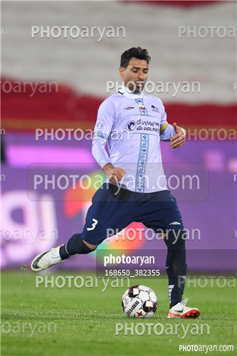 پرسپولیس 2-تراکتور 0  (1402/12/02)-