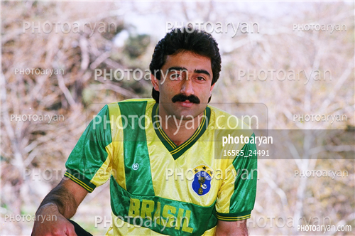 بازیکنان دهه های مختلف فوتبال ایران 2-سید علی افتخاری,