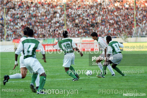 بازیکنان دهه های مختلف فوتبال ایران 6-علی دایی  Ali Daei,