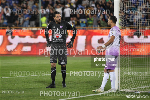 استقلال 3-هوادار 2  (1402/07/28)-