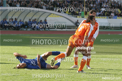 استقلال 0-سایپا 0  (1384/12/13)-