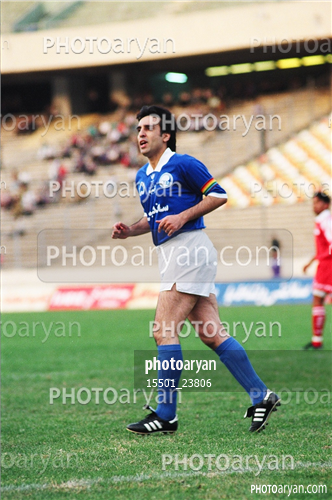 بازیکنان دهه های مختلف فوتبال ایران 2-شاهین بیانی,