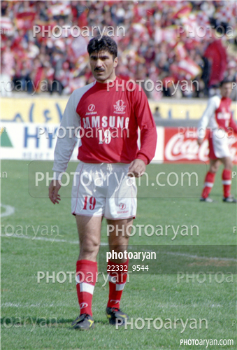 بازیکنان دهه های مختلف فوتبال ایران 8-پایان رافت,