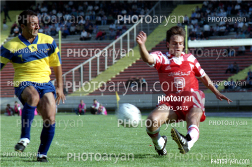 بازیکنان دهه های مختلف فوتبال ایران 8-رضا شاهرودی,رضا رضایی منش,