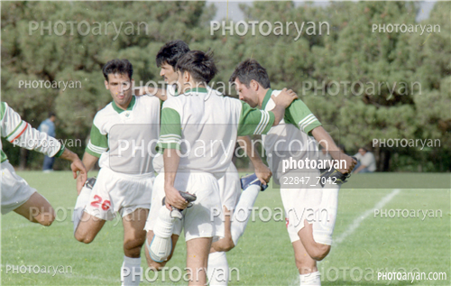 بازیکنان دهه های مختلف فوتبال ایران 9-حمید استیلی,علی دایی  Ali Daei,علیرضا منصوریان,