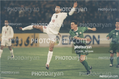 بازیکنان دهه های مختلف فوتبال ایران 40-علی دایی  Ali Daei,