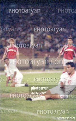 بازیکنان دهه های مختلف فوتبال ایران 9-فرشاد پیوس  Farshad Pious,