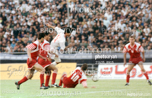 بازیکنان دهه های مختلف فوتبال ایران 6-علی دایی  Ali Daei,