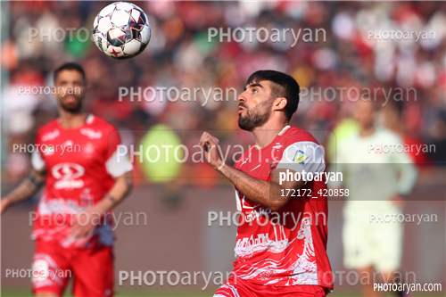 پرسپولیس  2-تراکتور  0    (1403/11/07)-