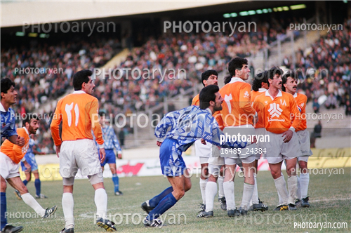 بازیکنان دهه های مختلف فوتبال ایران 2-محمد نوری,بهروز پرورش خواه,حمید علی دوستی,