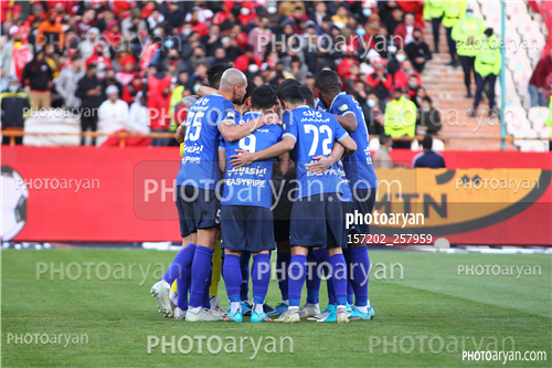 استقلال 1- پرسپولیس  1 (1400/12/26)-