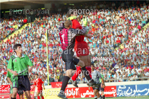 بازیکنان دهه های مختلف فوتبال ایران 11-کریم باقری,