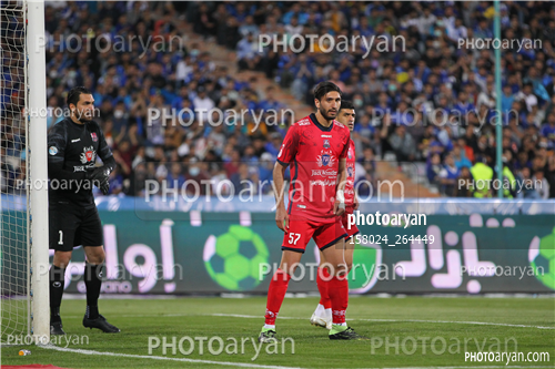 استقلال 0 (4)- نساجی مازندران  0 (5)  (1401/01/22)-علیرضا حقیقی,شاهین طاهرخانی,