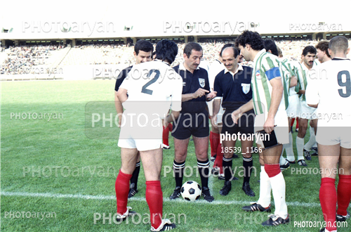 بازیکنان دهه های مختلف فوتبال ایران 3-شاهین بیانی,کاپیتان ها,