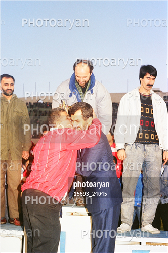 بازیکنان دهه های مختلف فوتبال ایران 2-محمود خوردبین,