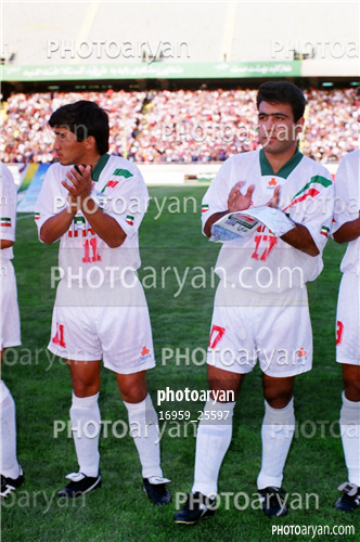 بازیکنان دهه های مختلف فوتبال ایران 1-خداداد عزیزی  Khodadad Azizi,مهدی مهدوی کیا,