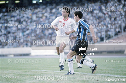 بازیکنان دهه های مختلف فوتبال ایران 3-حمید استیلی,