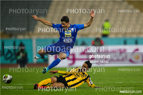 استقلال 3-سپاهان اصفهان  0 (96/09/15)-وریا غفوری,