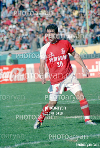 بازیکنان دهه های مختلف فوتبال ایران 4-بهروز رهبری فر,