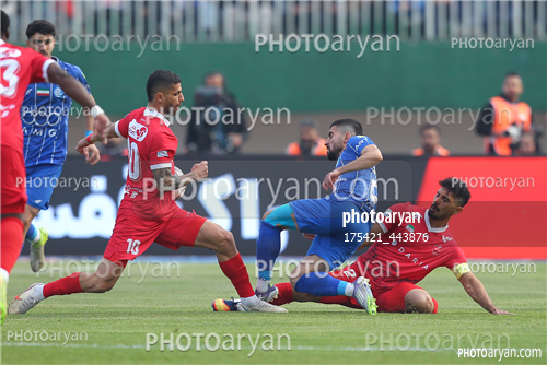 پرسپولیس 0-استقلال  0  (1404/09/14)-