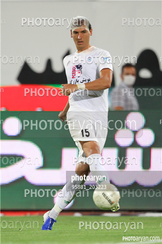  پرسپولیس 0-ذوب آهن 1 (99/05/17)-وفا هخامنشی,