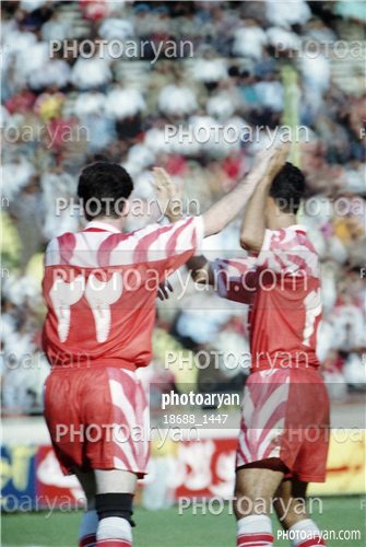 بازیکنان دهه های مختلف فوتبال ایران 3-مهرداد میناوند,