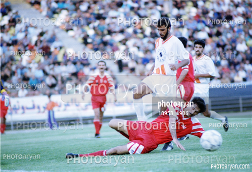 بازیکنان دهه های مختلف فوتبال ایران 3-علی دایی  Ali Daei,