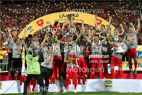 جشن قهرمانی تیم فوتبال پرسپولیس 96/01/30-سروش رفیعی,علیرضا بیرانوند,محسن ربیع خواه,حسین ماهینی,حمید طاهرخانی,علی علیپور,احسان علوان زاده,کمال کامیابی نیا,