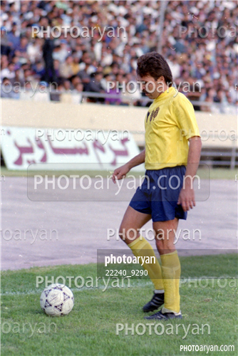 بازیکنان دهه های مختلف فوتبال ایران 8-جواد زرینچه,