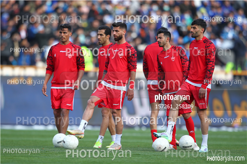 استقلال 1- پرسپولیس  1 (1400/12/26)-