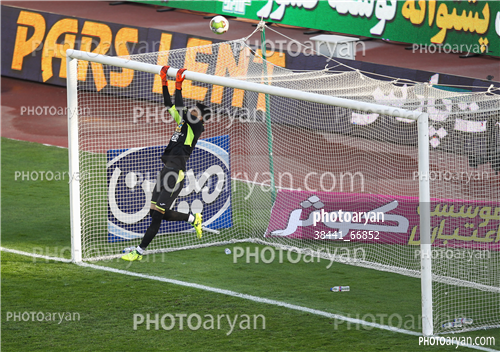 پرسپولیس 1(4)-صنعت نفت ابادان 1(5)  (96/09/28)-