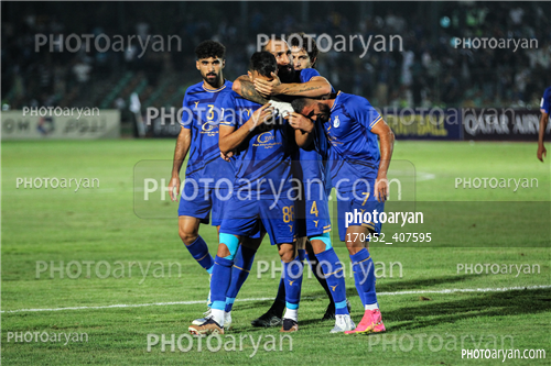 استقلال3-الغرافه 0  (1403/06/26)-مهرداد محمدی,روزبه چشمی,آرش رضاوند,گوستاوو بلانکو,