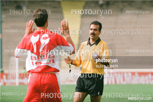 بازیکنان دهه های مختلف فوتبال ایران 18-علی کریمی Ali Karimi,