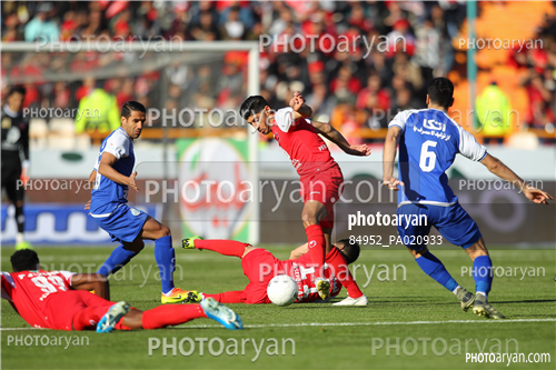 پرسپولیس 2-استقلال 2 (98/11/17)-مهدی ترابی,علی کریمی Ali Karimi,مسعود ریگی,Christian Osaguona (کریستین اوساگونا),